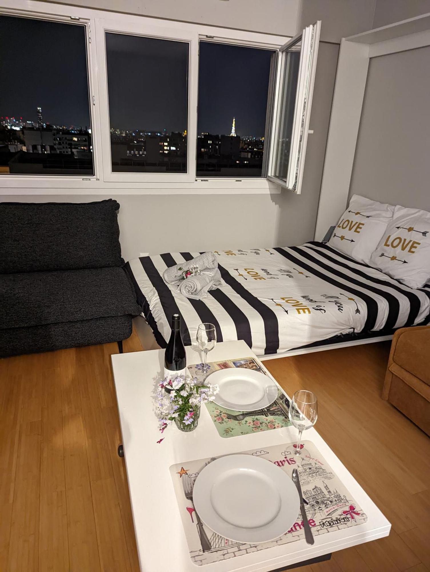 Charming Studio With Eiffel View Parijs Buitenkant foto